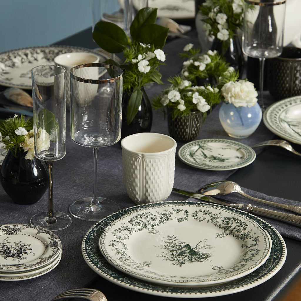 Set of 4 dinner plates - Pont aux choux White – FAÏENCERIE DE GIEN