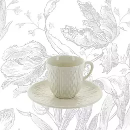 Coffee cups & saucers