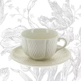 Breakfast cups & saucers