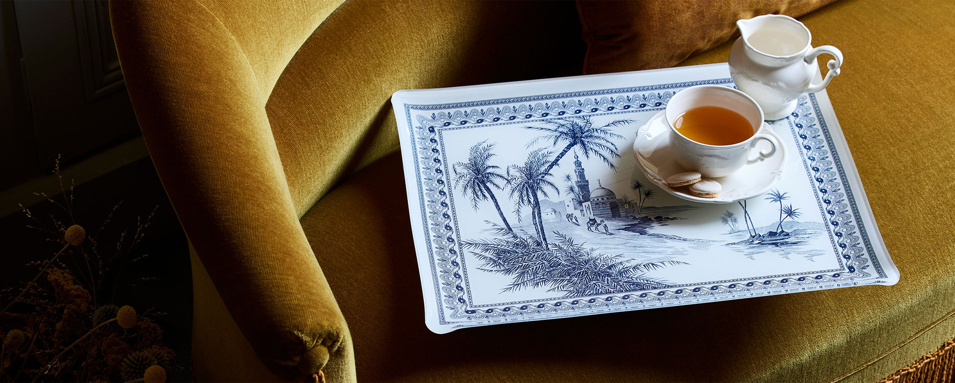 Acrylic serving tray