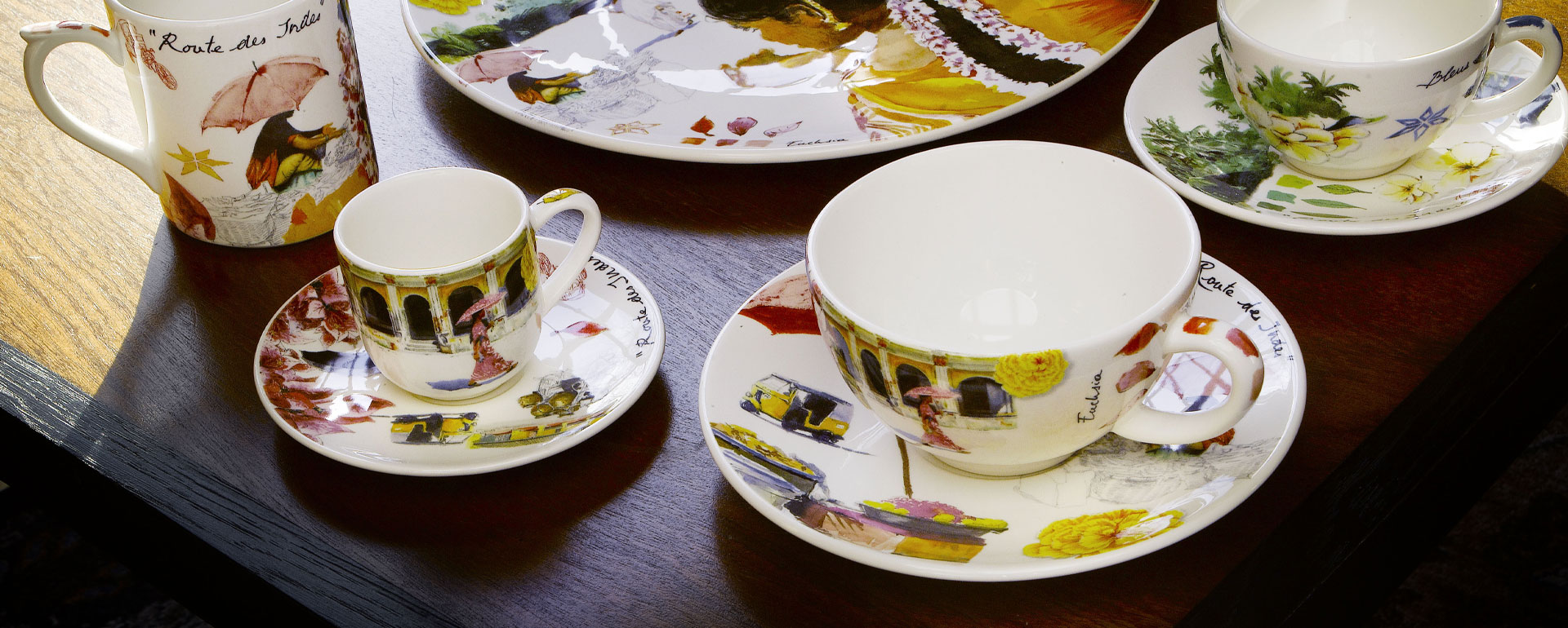 Breakfast cups & saucers
