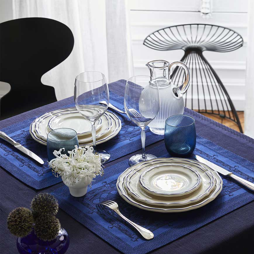 https://www.gien.com/pub/media/catalog/product/cache/fb977f687f0673ee10b0c7ca3f002218/a/m/ambiance-filet-cobalt_1.jpg
